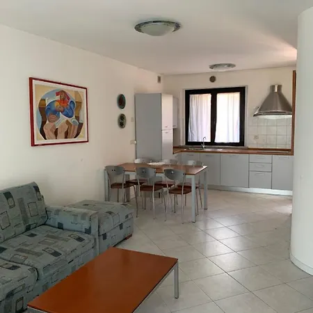 Capo Nord Feriehus Aprilia Marittima